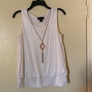 White sleeveless dress shirt